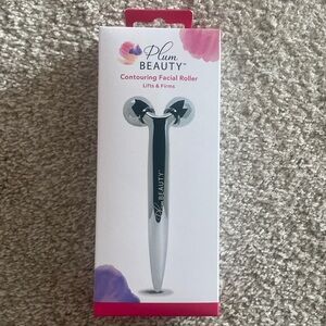 Plum Beauty NWT contouring facial roller